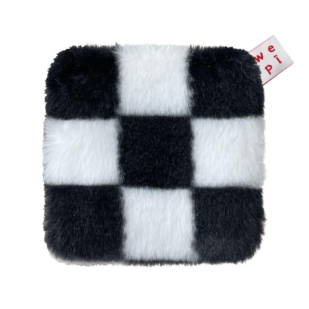 [체크보드 퍼 코스터 - black] check board fur coaster 티코스터 퍼코스터 털컵받침 홈카페 주방인테리어