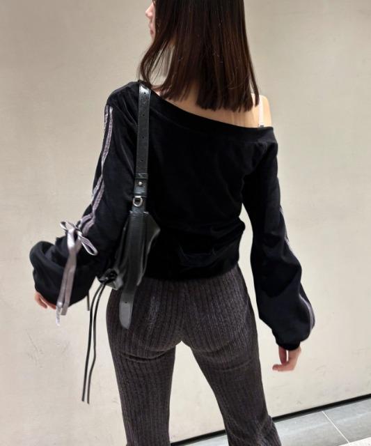 [3COLOR]루즈 벨벳 오프숄더 리본 맨투맨