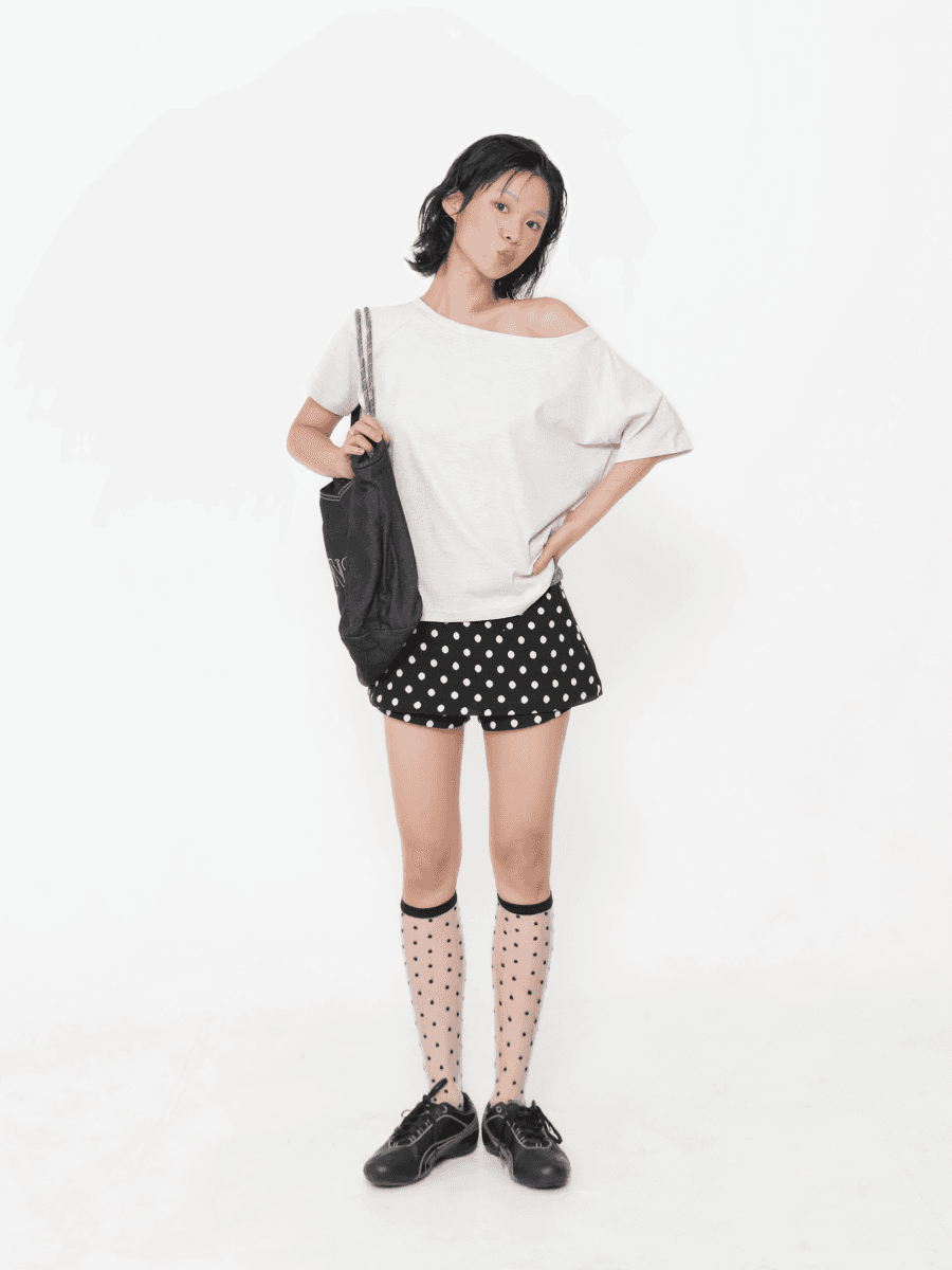 (6차/윈터, 츄, 슬기,최예나 착용)Co Co Dot Low-Fit Pants Skirt_Black