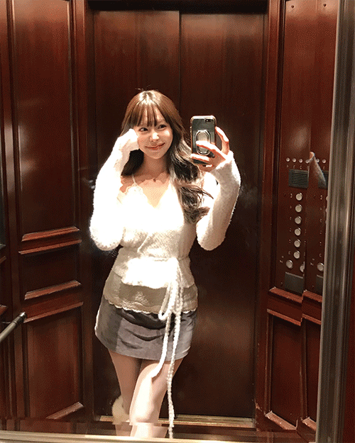 클라우드이모션 [ 활용도 100% ] 캐시 레이어 롱 나시 TOP