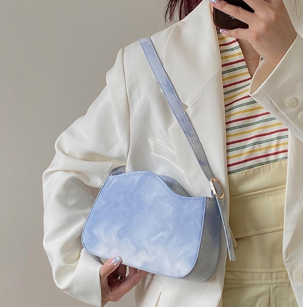 피아 스카이 숄더백 1color