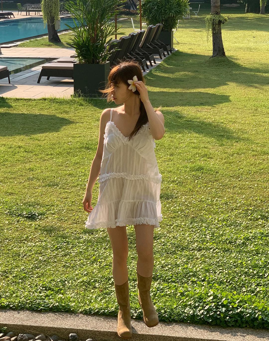 니어웨어 [겨울신상⛄] favor half boots (2color) /스웨이드부츠/하프부츠/