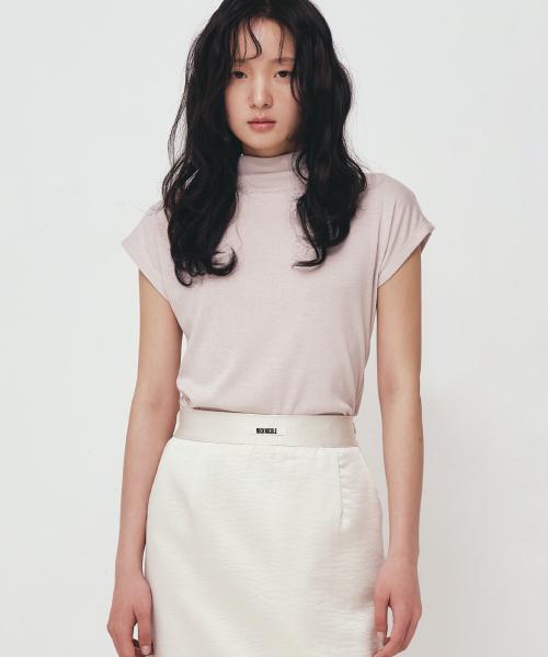 HALF NECK SLIM TOP_BEIGE