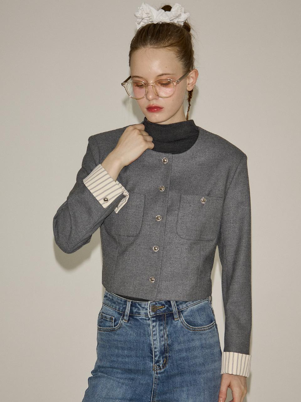 Cuffs Crop Jacket_ Gray