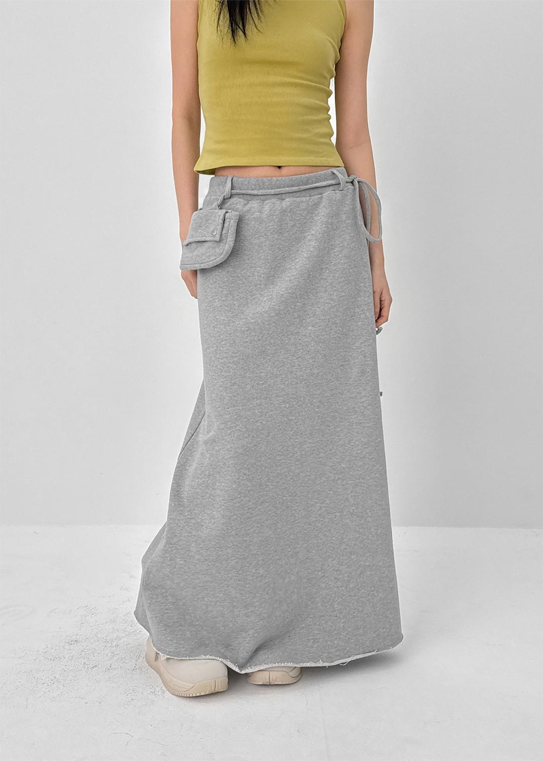 블랙업 헨털 스터드 트레이닝 롱스커트 (벨트세트)