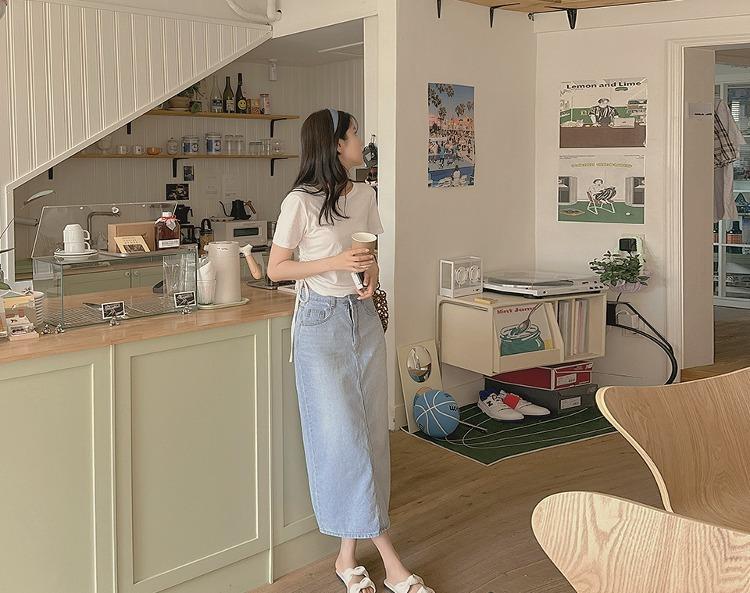 [4만6천장 돌파🎉] 라이노 뒷트임 롱 스커트  ( 여름 신상 썸머룩 데님 청치마 롱치마 청스커트 데일리룩 데이트룩 페미닌룩 캐주얼룩 바캉스룩 여행룩 휴양지룩 휴가룩 캠퍼스룩 러블리룩 하의 치마 루즈핏 빅사이즈 추천 )