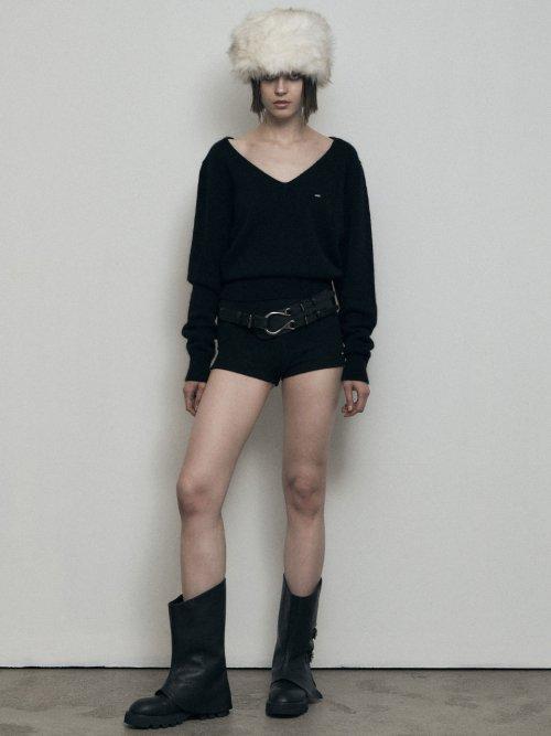 LOOSE FIT V-NECK WOOL KNIT, BLACK