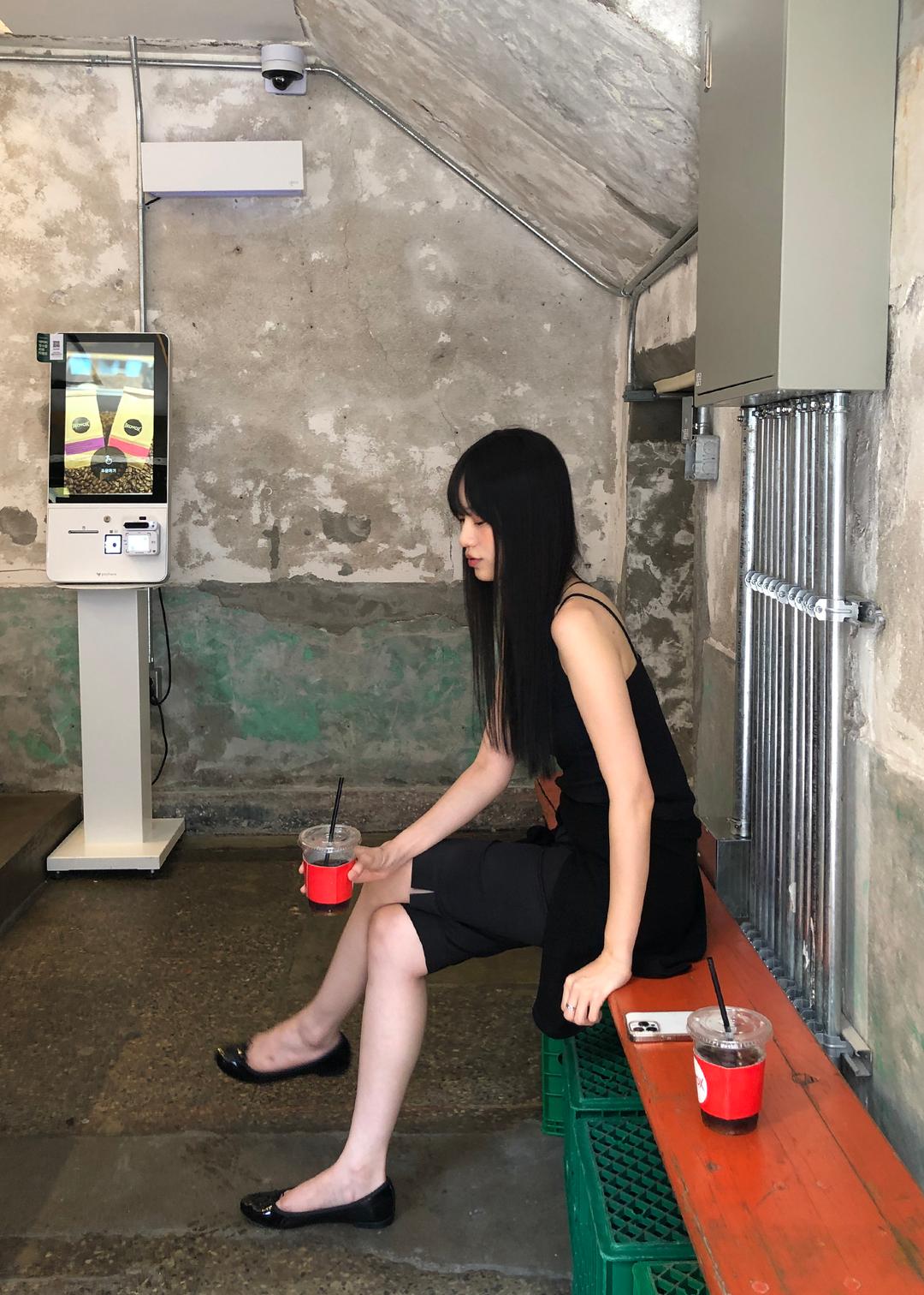 선데이업 [8th] 트임 바이커 팬츠 (black) *1주 소요