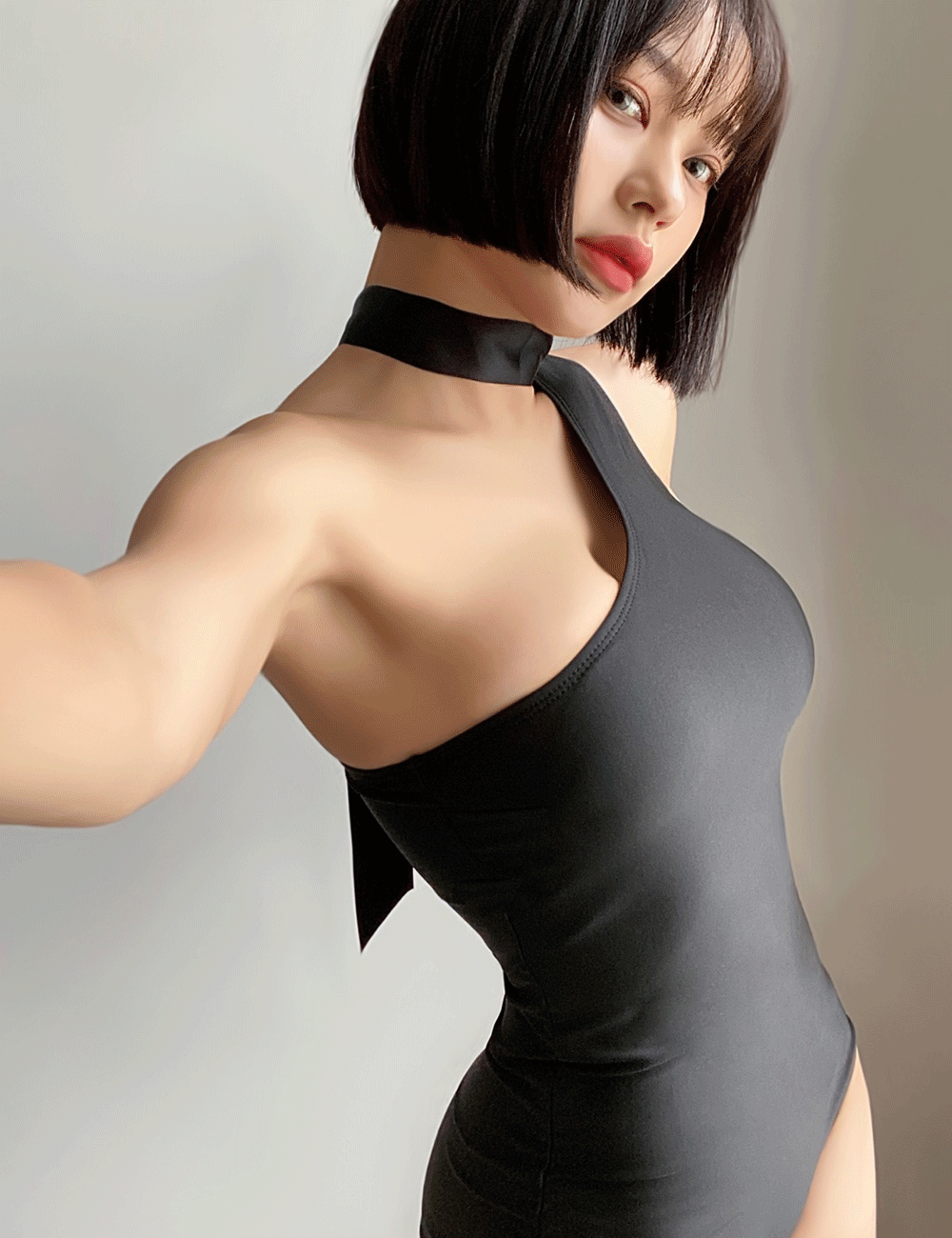 클로이 언발 초커 모노키니