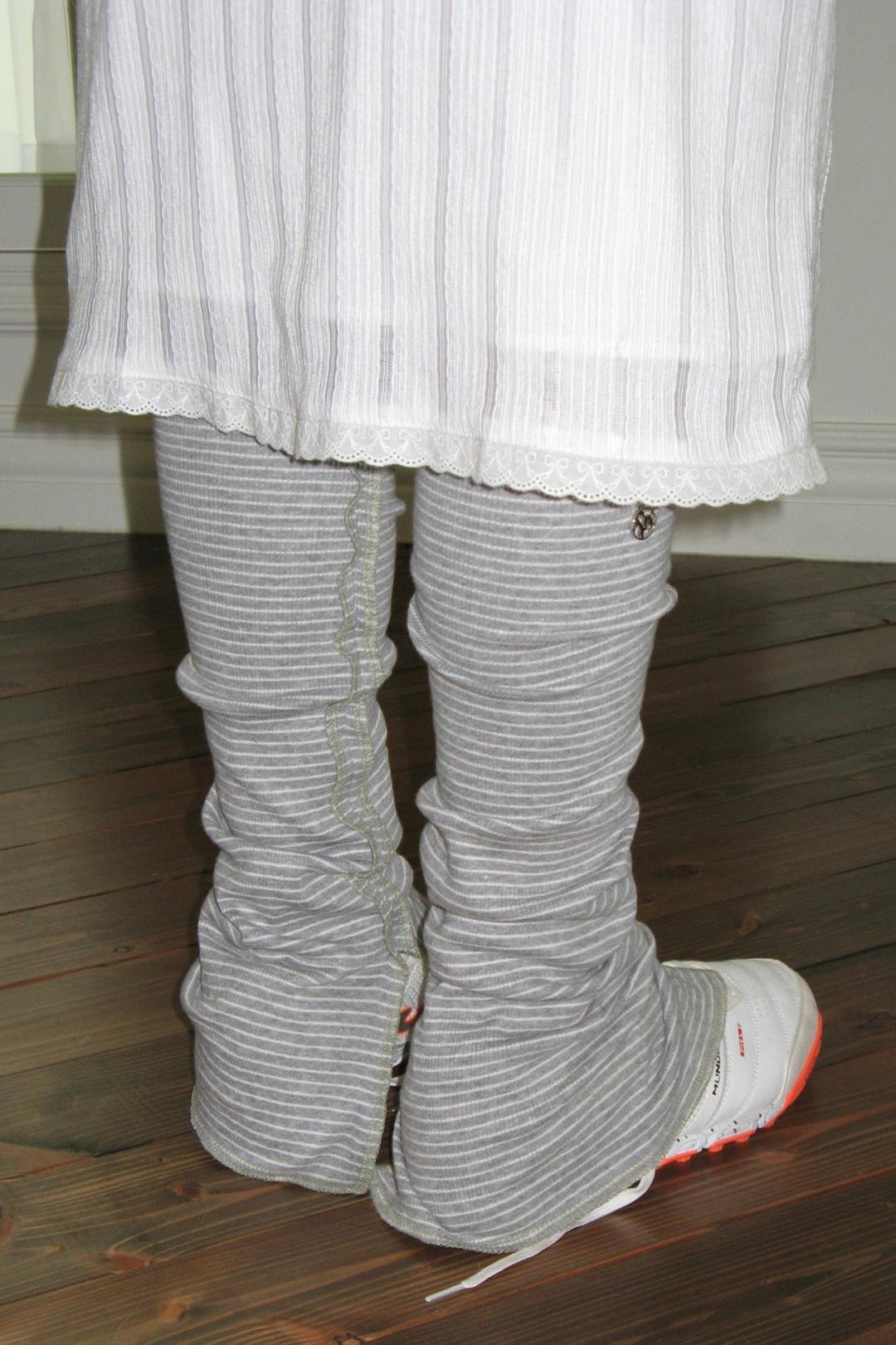 STRIPE LEG WARMERS (MELANGE GREY)