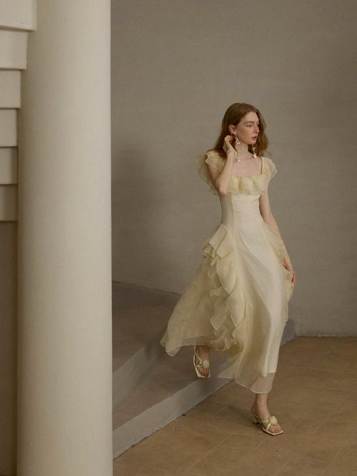 루미에르 러플 롱원피스