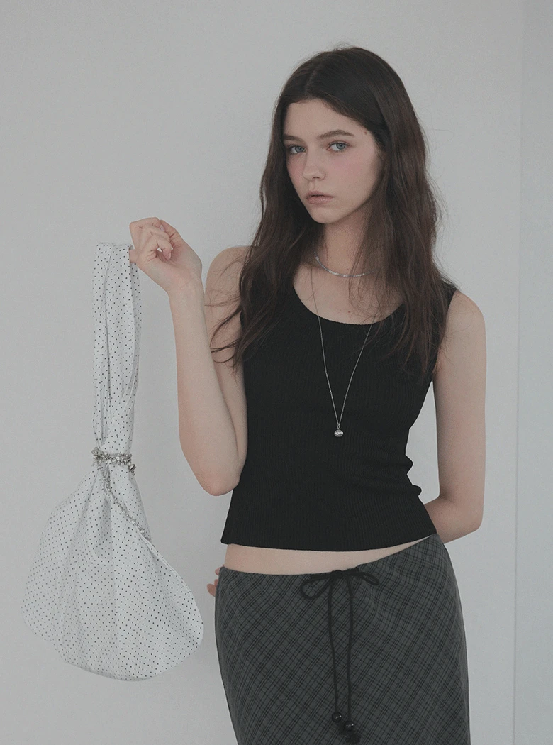 누킨 유넥 니트 슬리브리스