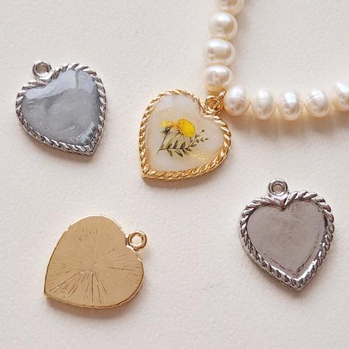 14k금도금] 꽈베기 라인 하트프레임 펜던트