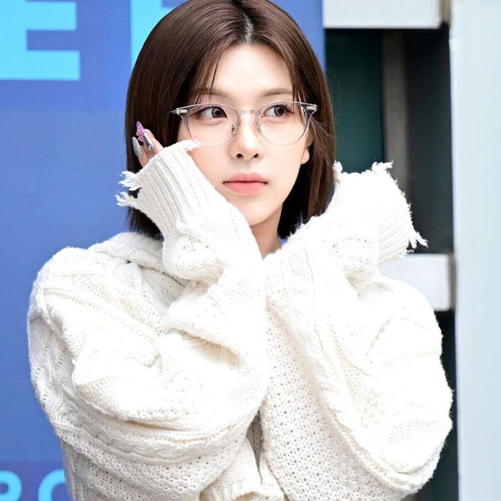 엔믹스 배이 안경 옐로우비 Yellowbee  OP005 O/P005 가벼운 데일리 사각 뿔테안경