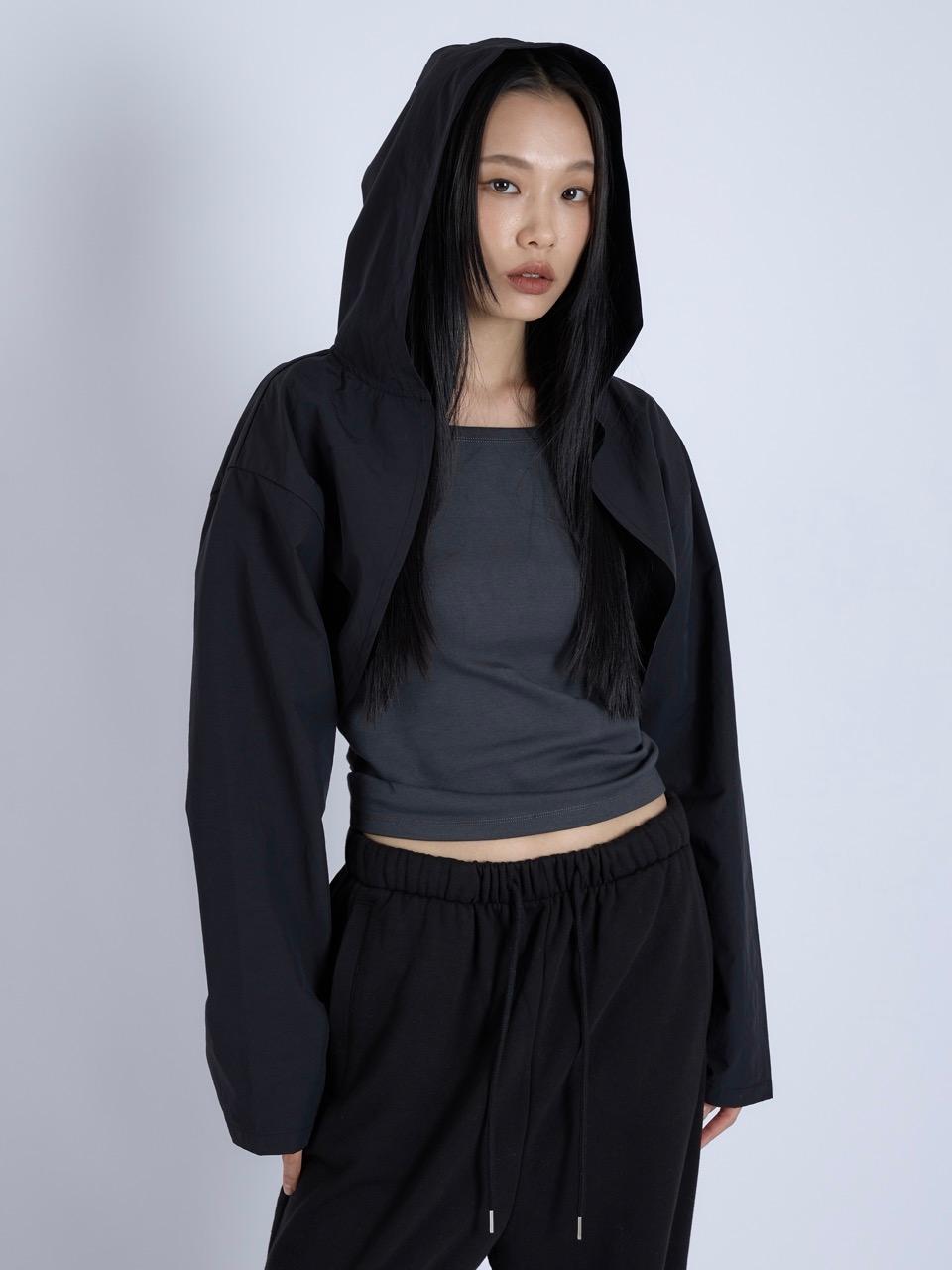 후드 볼레로, 블랙