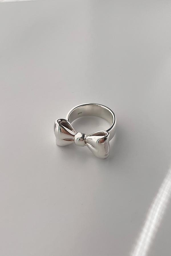 ribbon bold ring