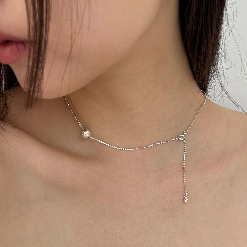 [아몬즈 단독] 이니셜 미니 볼 네크리스
