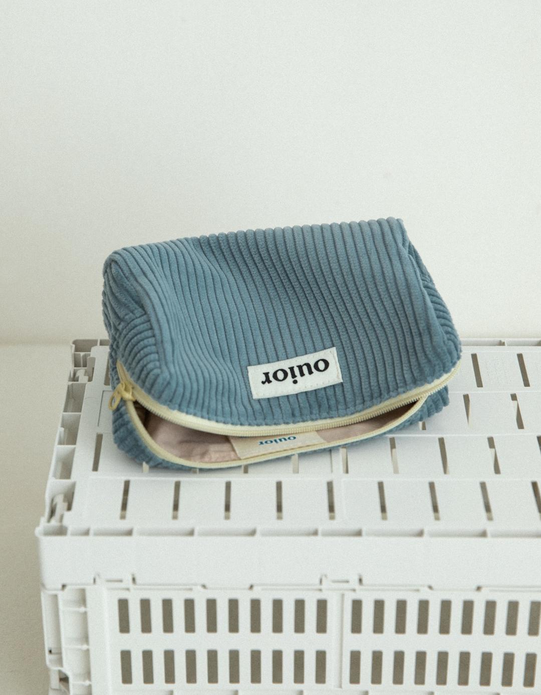 ouior everyday pouch - corduroy foggy blue