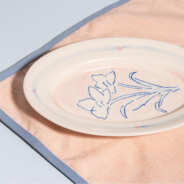 'amaryllis' oval plate (blue)