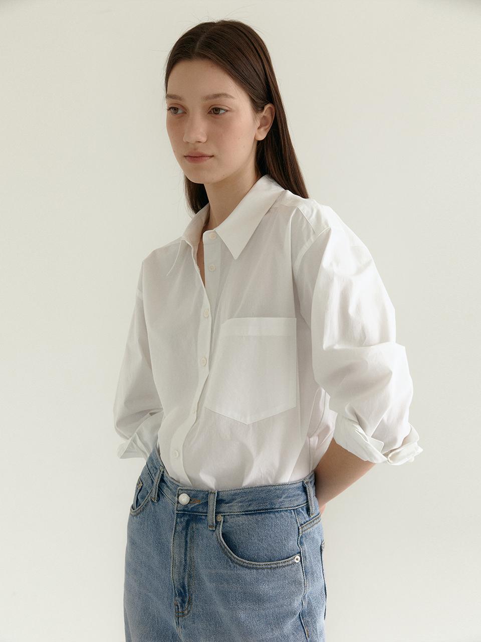 MANNON semi Loose-Fit Poplin Shirt_White