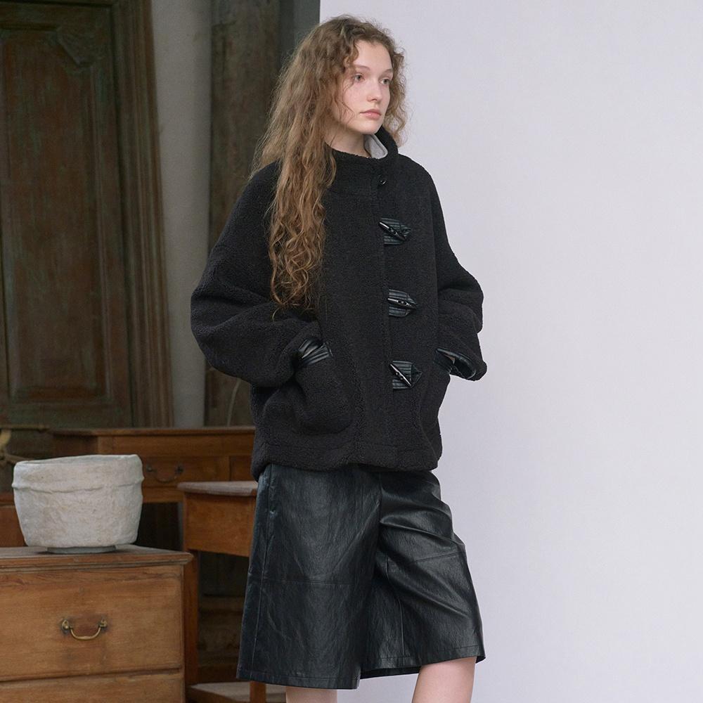 High Neck Duffle SHEARLING COAT VC2499FU501V