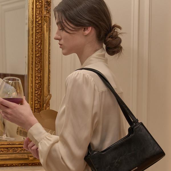 [박보영 착용] Essencé Sac (Black)
