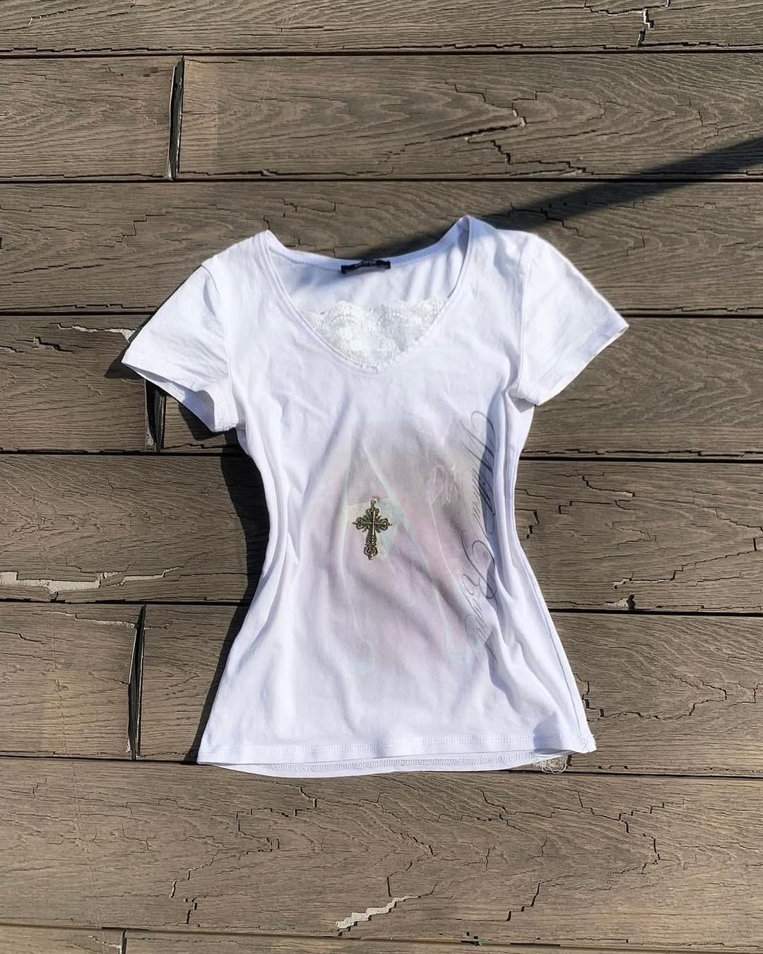 빈티지 크로스 펜던트 프린팅 반팔 탑 | 후루츠패밀리