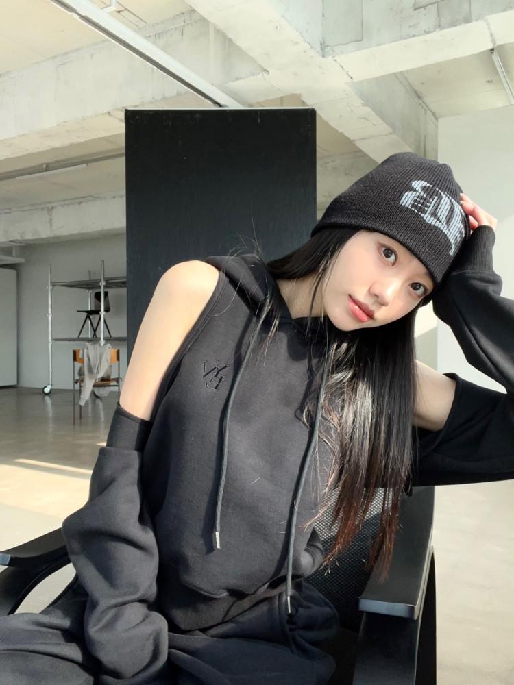 [MADE] YOUEVE 3 PIECES