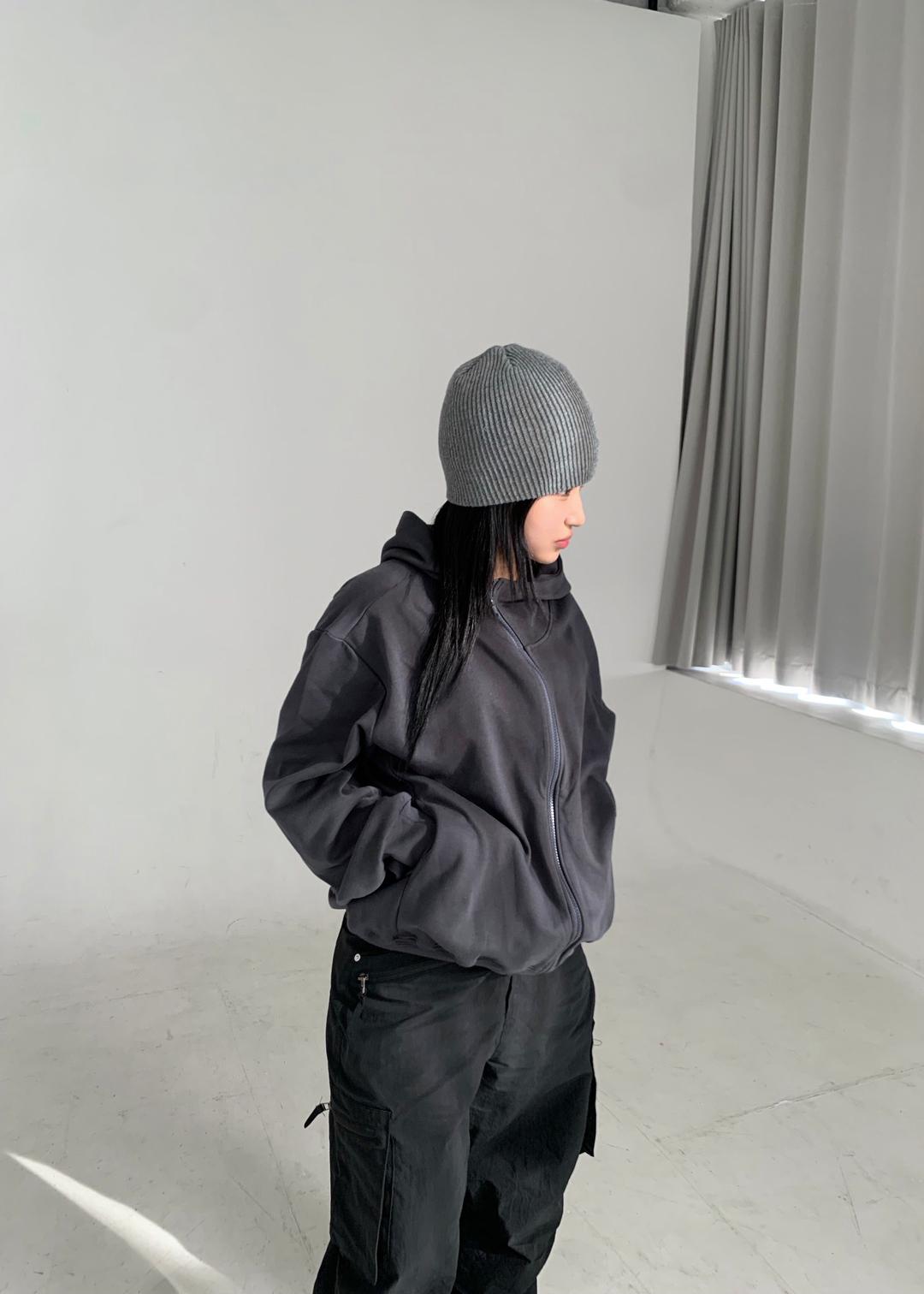 TWELL CURVE HOOD ZIP-UP (UNISEX)
