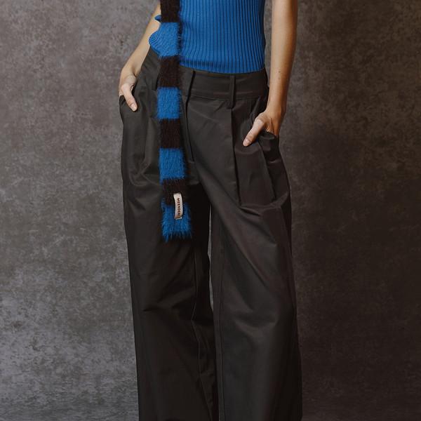 パンツ ODLYWORKSHOP Gravel Knee Dart Trousers 오들리워크샵 Gravel Knee Dart Trousers - 위시버킷