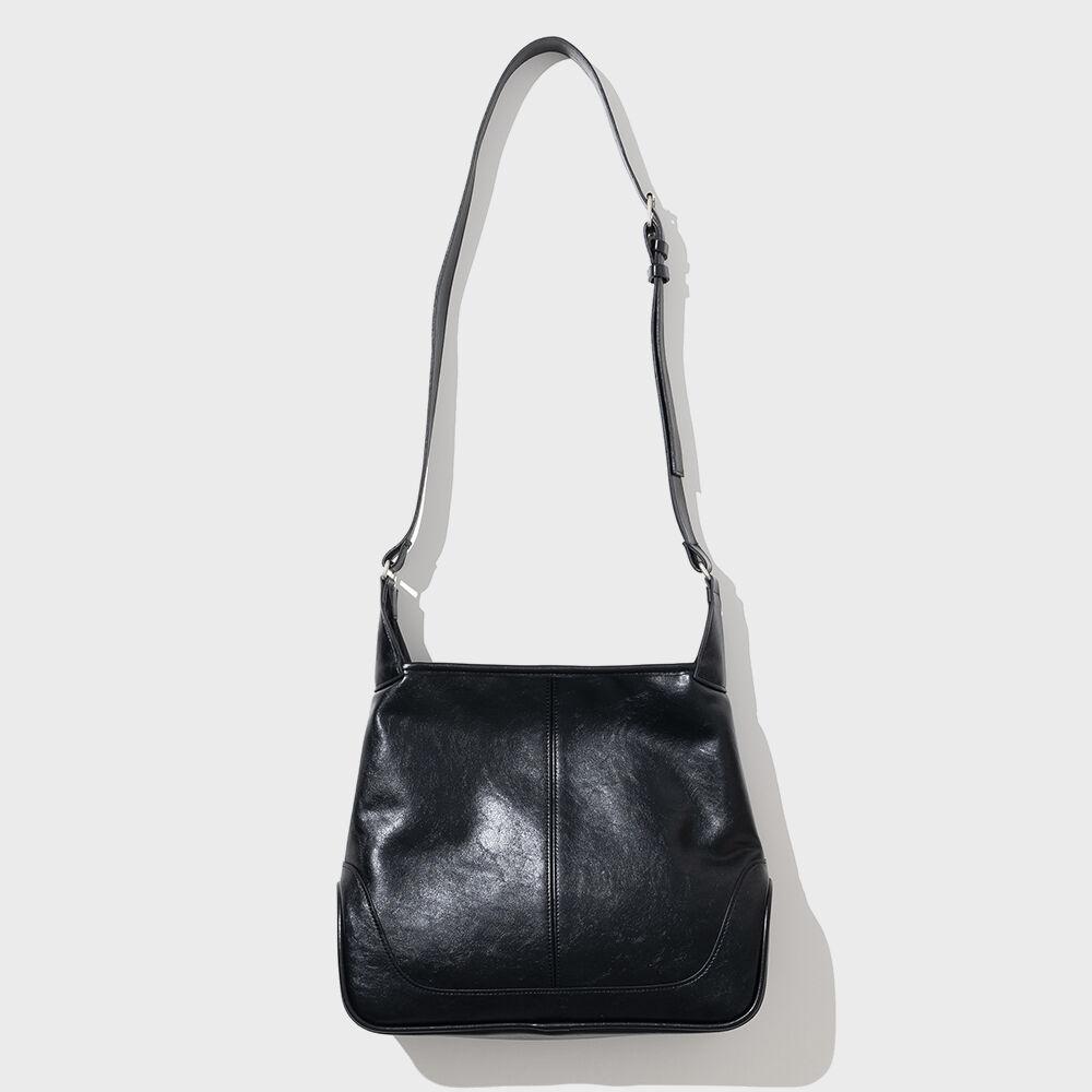 쉘 레더 데이 백 [블랙]