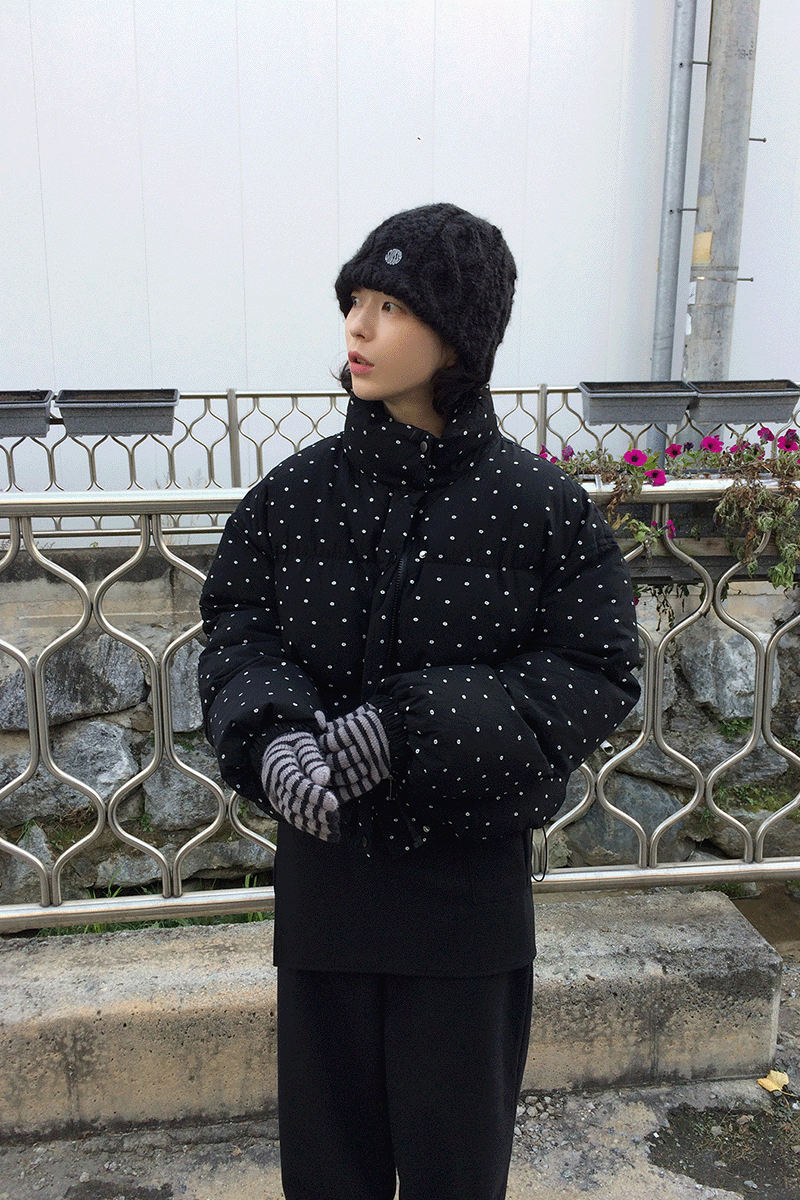 미리내로 루젤 도트 웰론 숏 패딩