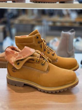 이런 상품 어때요? [팀버랜드]여성 롤탑 6인치 워터프루프 워커 부츠 A28AT 231