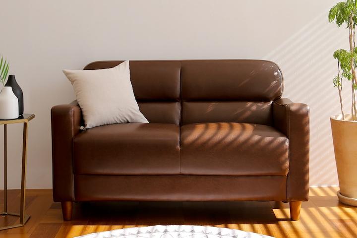 BEST 체스터 레더 룩 2인 소파 (빈티지 감성 레트로 소파)