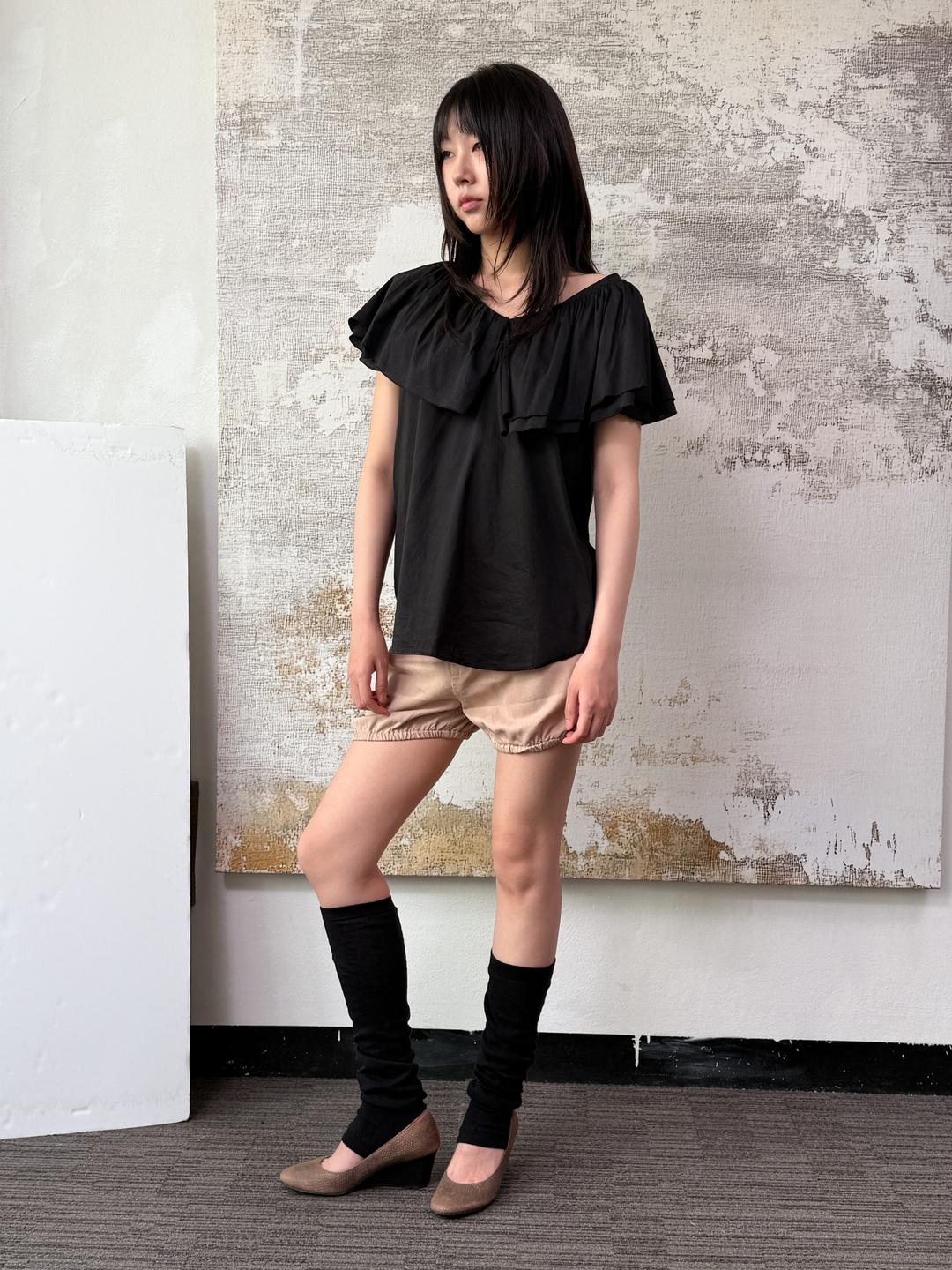 427. Big ruffle sleeveless top