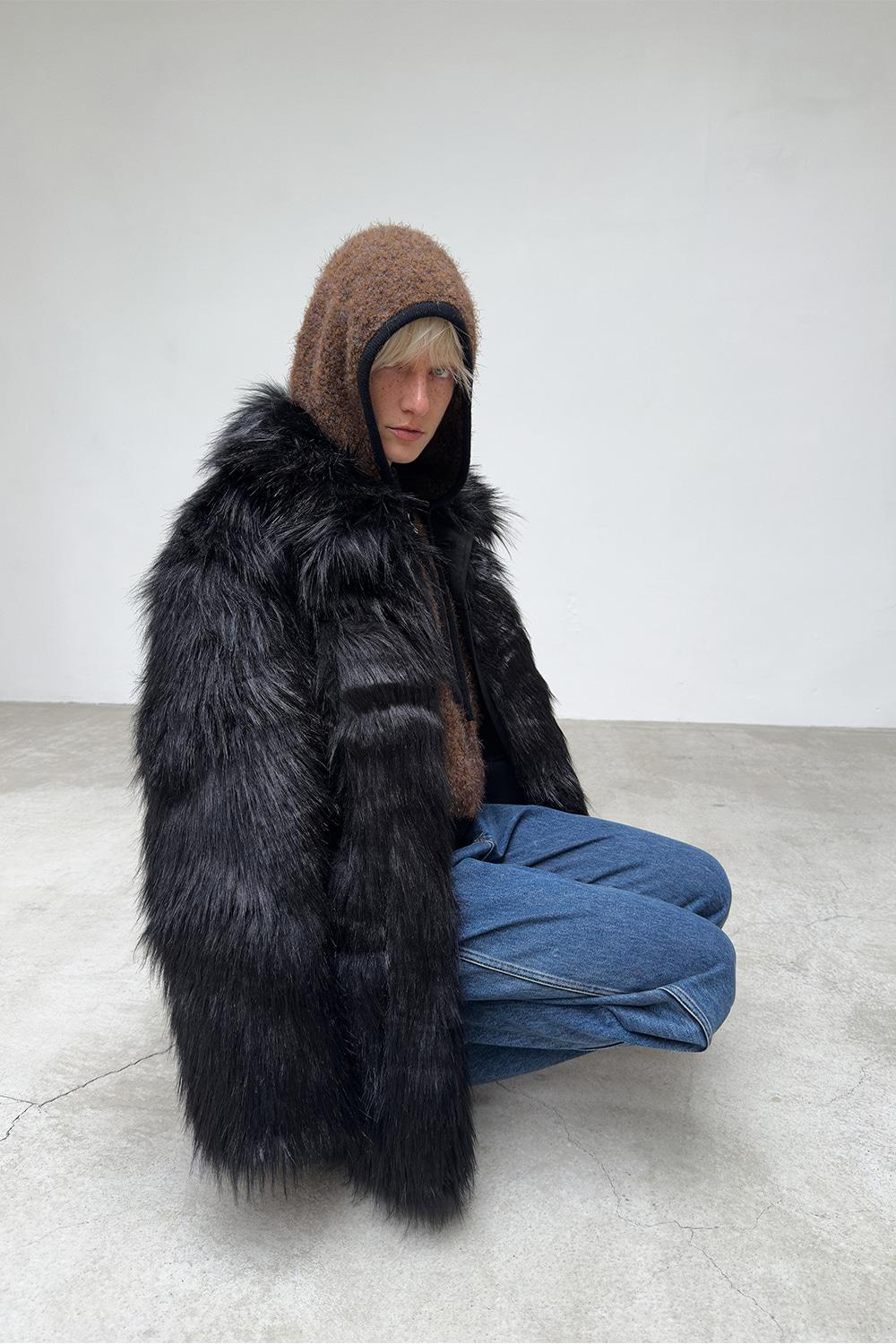 REVERSIBLE FUR MUSTANG, BLACK