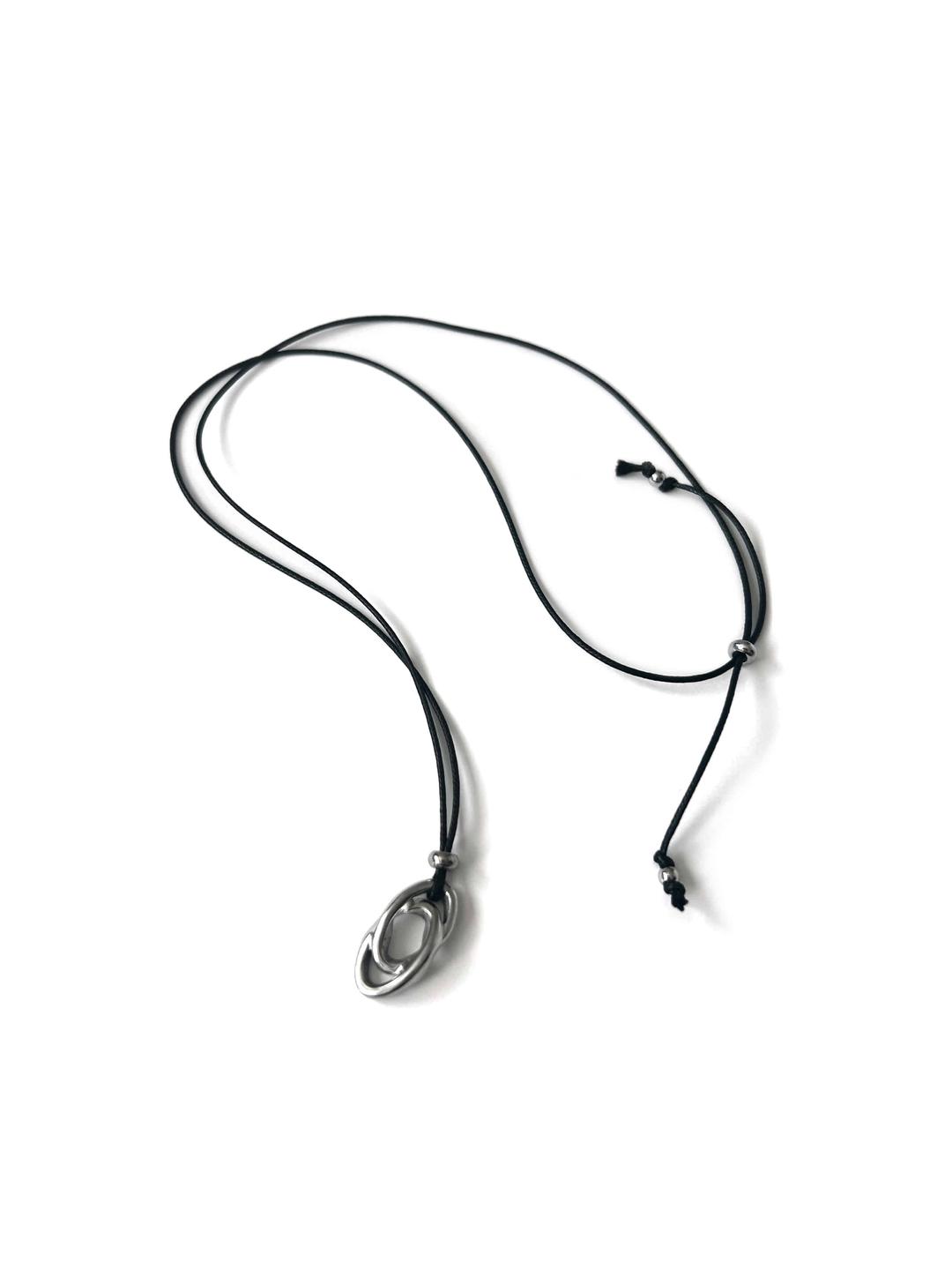 loop necklace