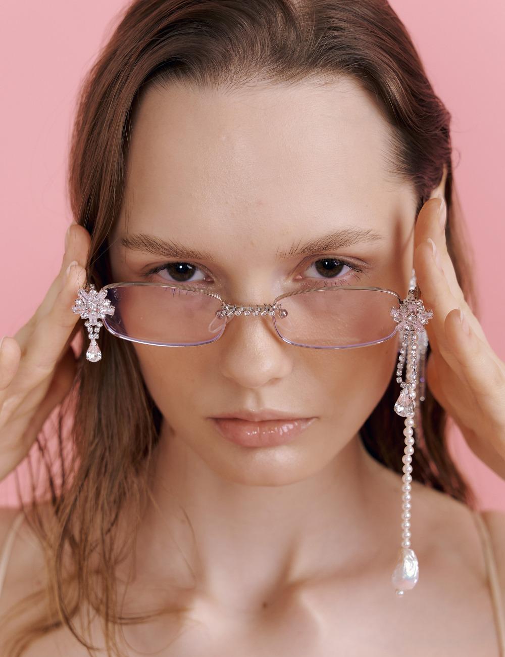 [Showpiece] Flake Glass