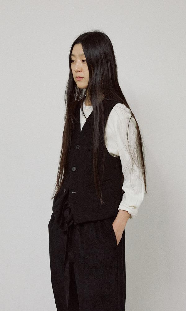 Washed_Wool_Linen_Single_Vest_Bk
