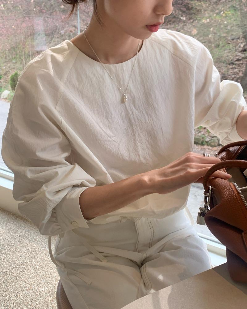 Haish blouse(ivory)