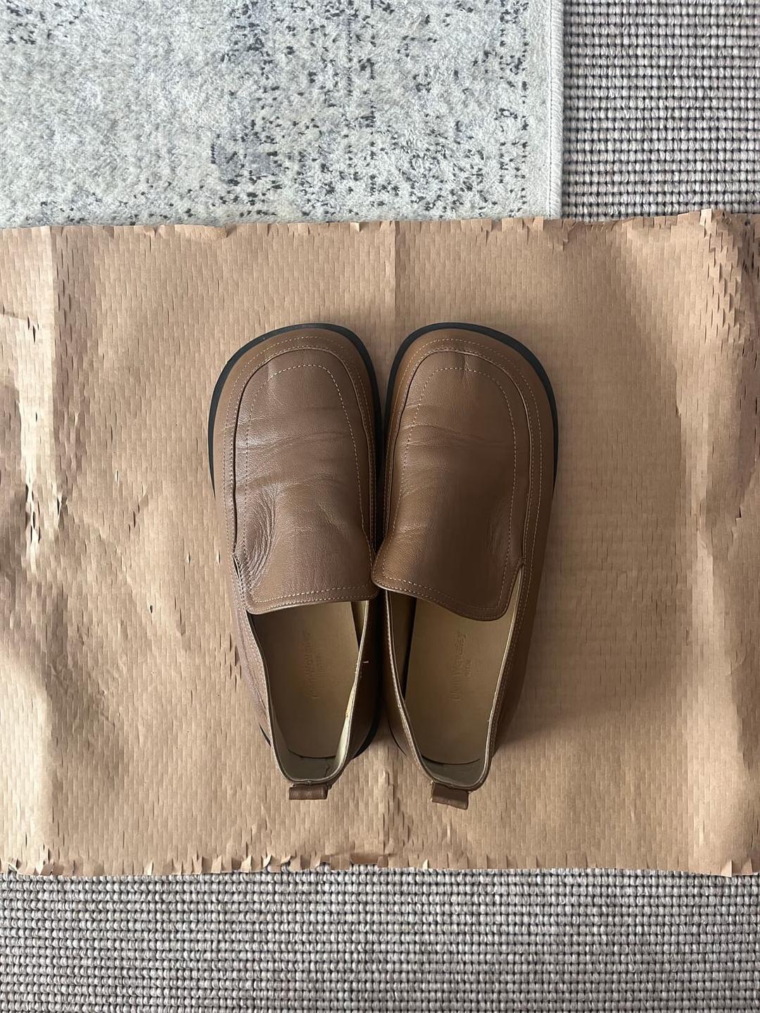 GLEN-WAVERLEY BONY SOFT LOAFER | 후루츠패밀리