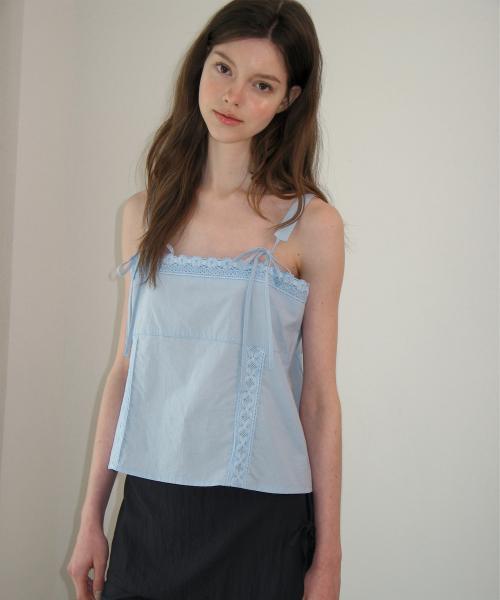 Niah Sleeveless Blouse - Light Blue