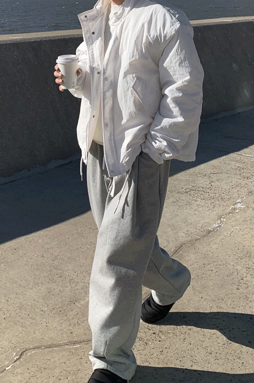 사이드 딥 턱 스웻 팬츠