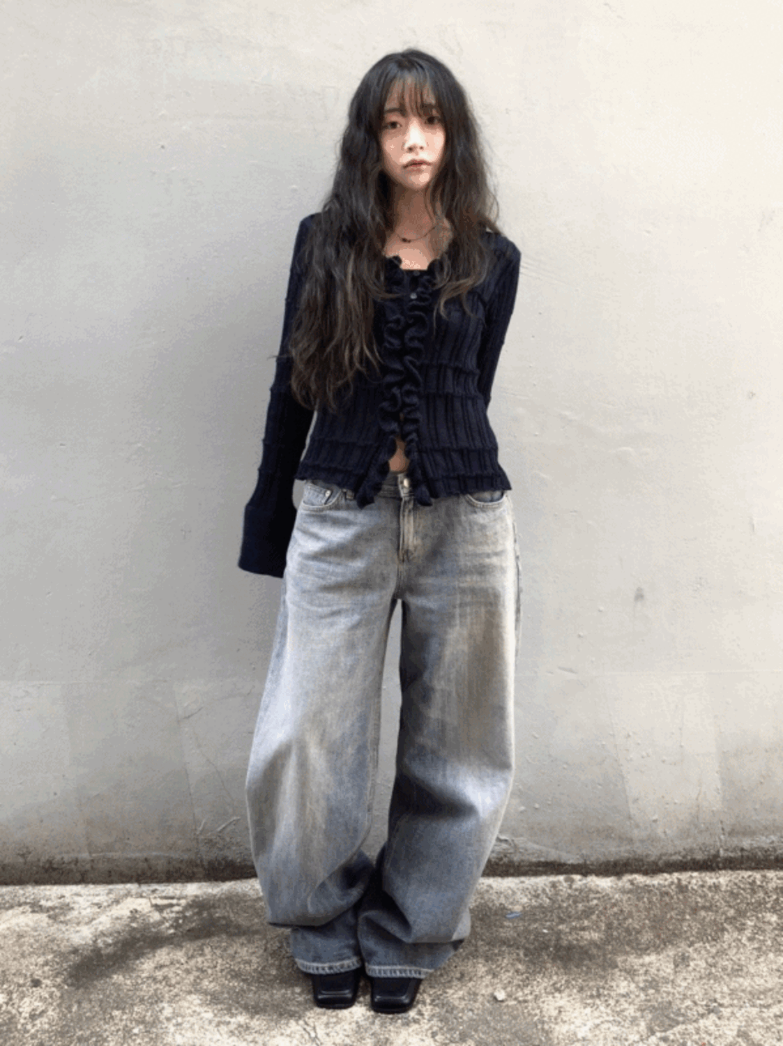 dusty brush low-rise jeans / 더스티 브러쉬 로우라이즈 진