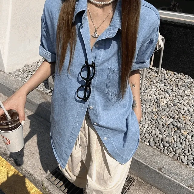 🚀2color🚀 rupi denim half shirt / y2k 유니크 빈티지 여름 연청 진청 데님 반팔 셔츠 남방 청남방 데님반팔셔츠 데님셔츠 반팔셔츠 반팔데님셔츠