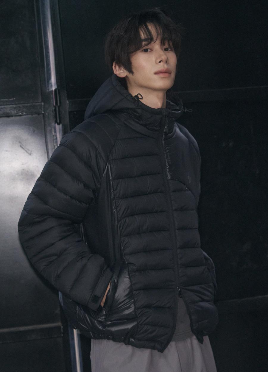 커브드 라인 라이트웨이트 푸퍼 자켓 [BLACK]