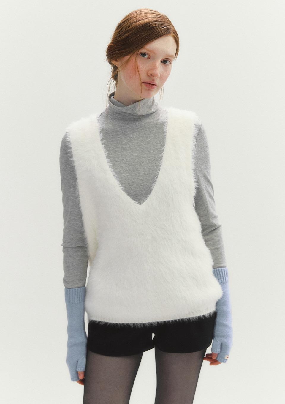 헤어리 브이넥 니트 베스트(MAFDKN03NWH)