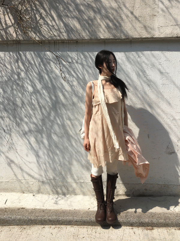 시어 러플 드레스