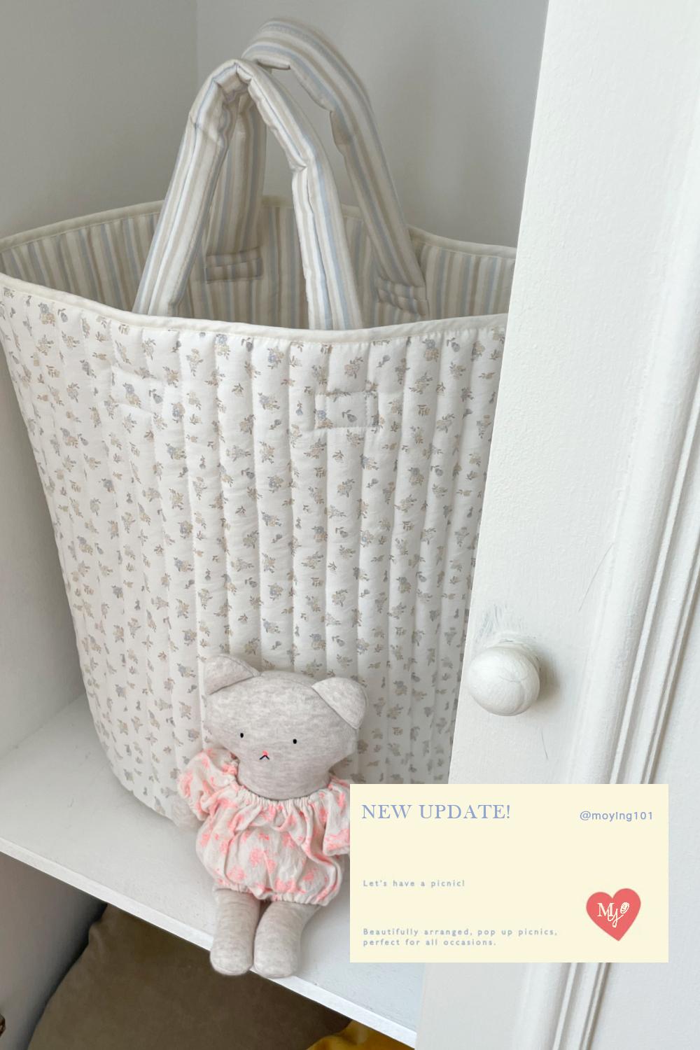 <span style="color: red