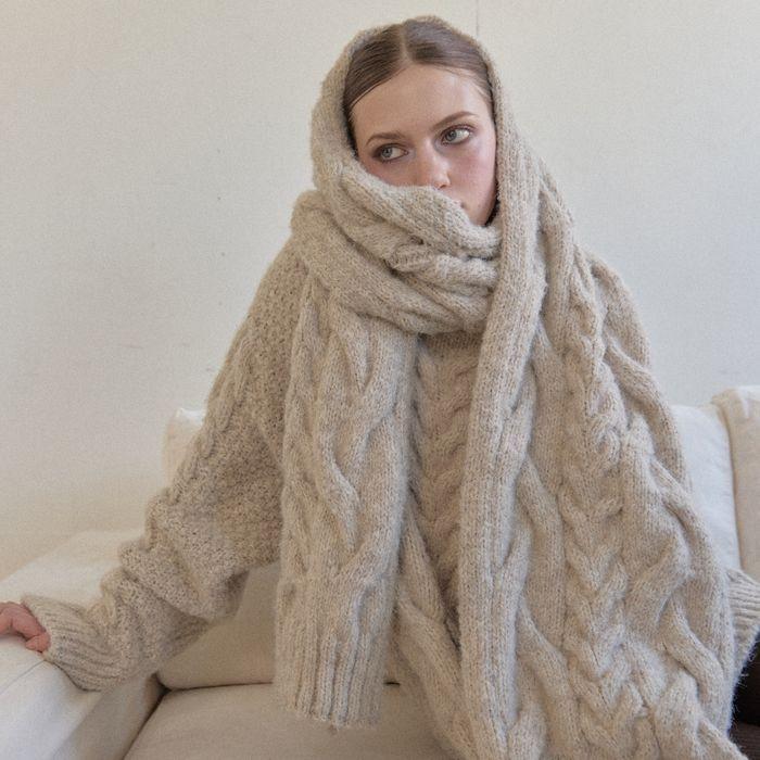 OVERSIZED MIX CABLE MUFFLER (BEIGE)